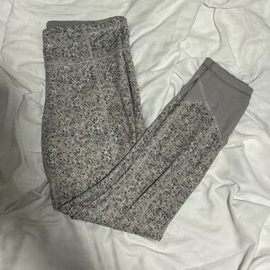 Lululemon Women’s Pace Queen 7/8 Tight Fleur Silver Spoon Ambient Grey Sz 6